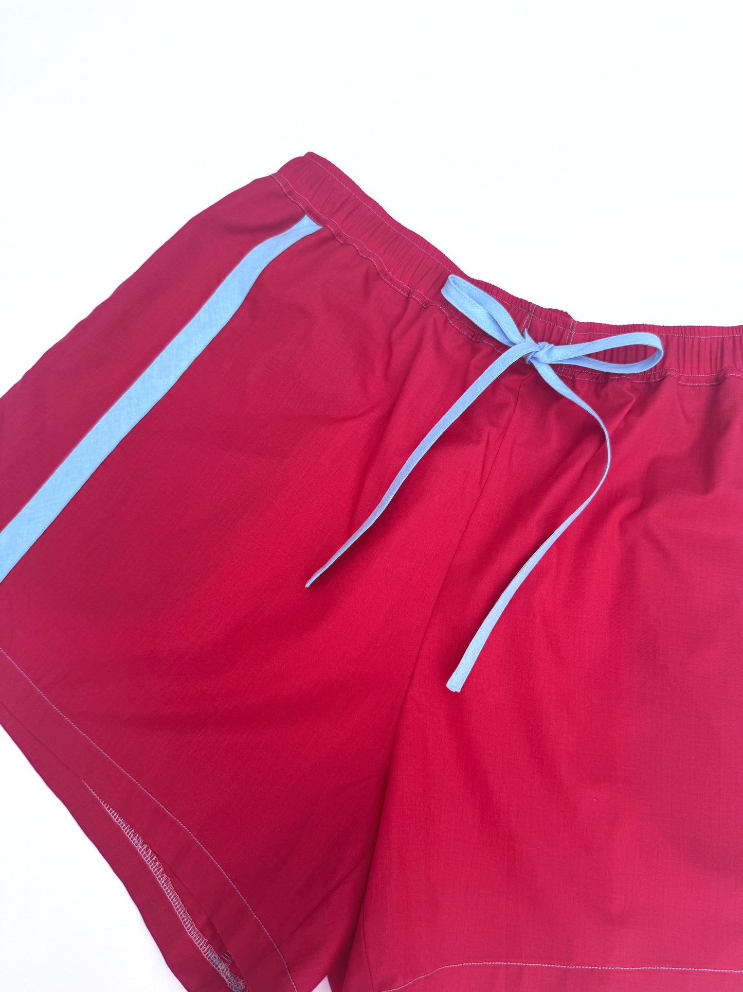 SANDRA SHORT - APPLE RED - MAAT 3