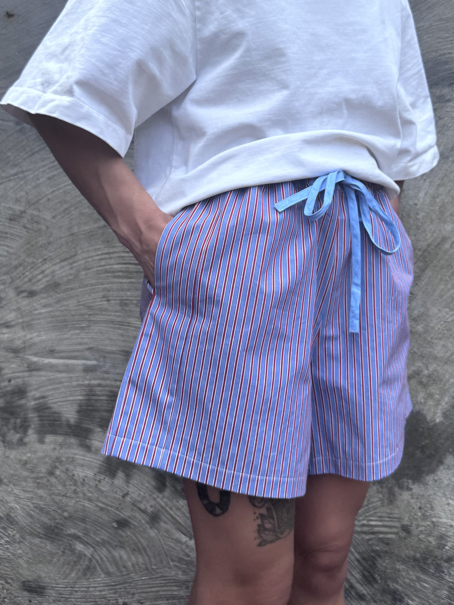 SANDRA SHORT - RED & BLUE STRIPES - MAAT 1