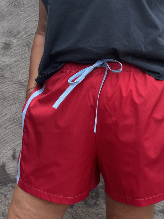 SANDRA SHORT - APPLE RED - MAAT 3